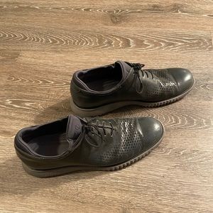 Men’s Black and Grey 20 Grand Cole Haan Shoes